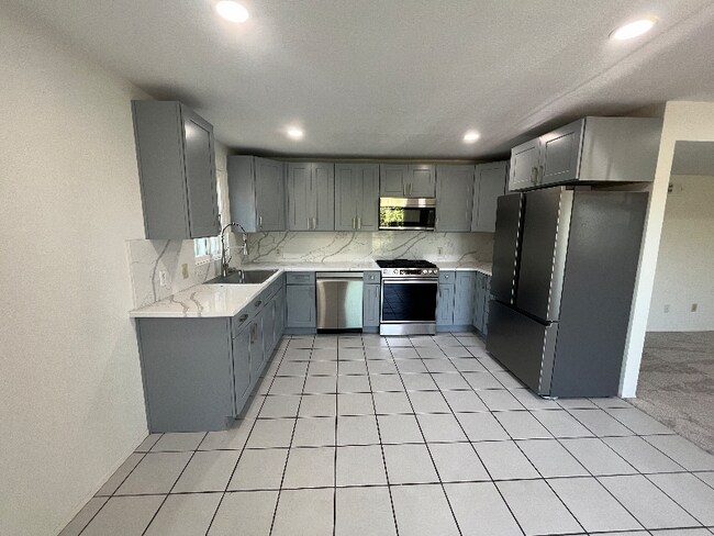 Foto del edificio - 2251 Mendocino Blvd