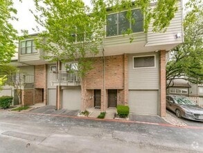 Building Photo - 6808 Eastridge Dr