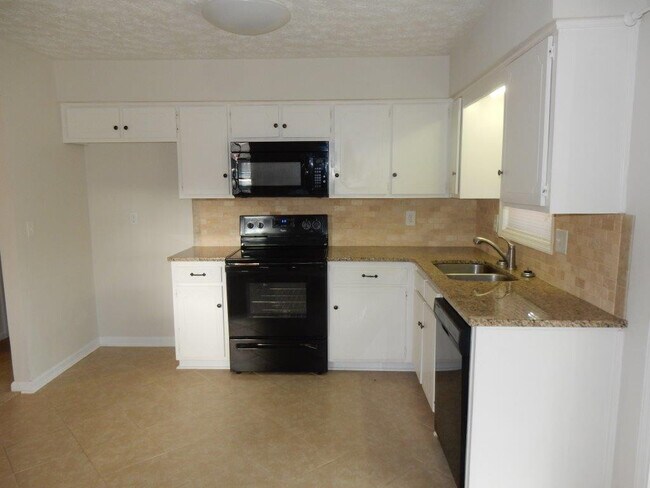 Foto del edificio - 8110 Trafalgar Way