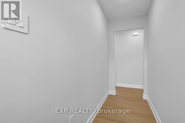 Building Photo - 555 Churchill Ave N