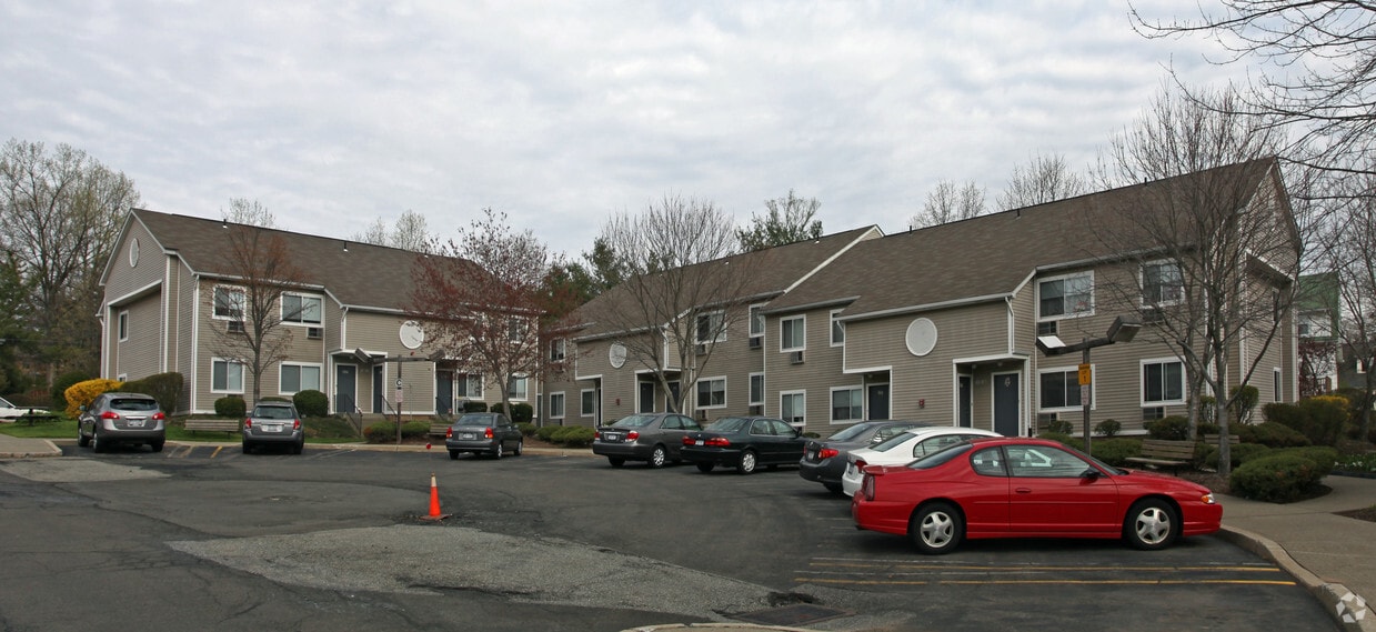 Cortwood Village Apartments in Orangeburg, NY