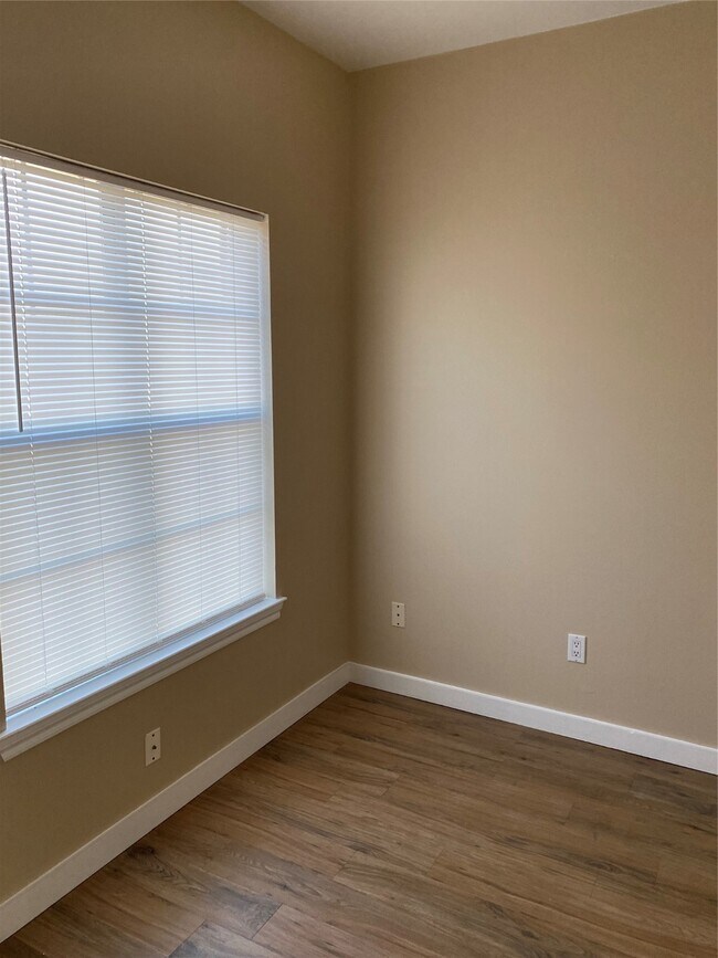 Foto del edificio - 1616 Avenue N