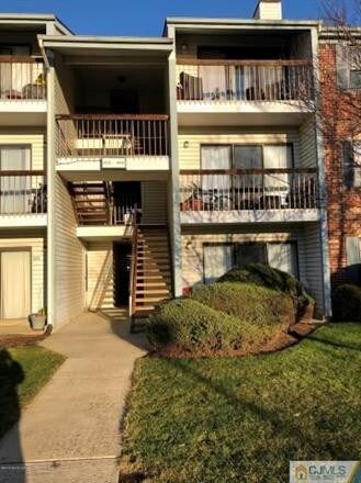 Primary Photo - 336 Danbury Ct