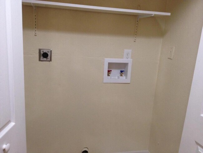 Foto del edificio - 1209 Amble Ln