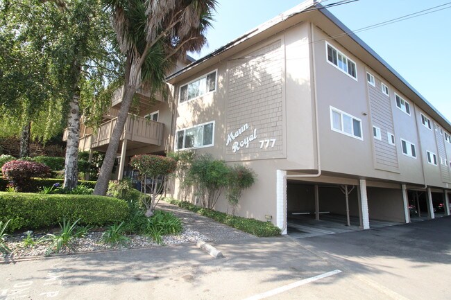 Marin Royal Apartments Alquileres En Corte Madera Ca Foto Del Edificio Marin Royal Apartments