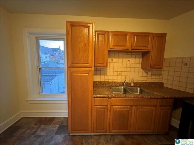 Foto del edificio - 926 Broadway