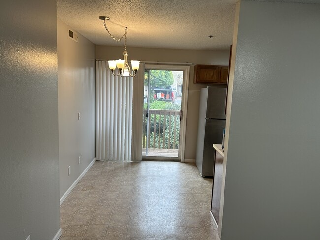 Dining - 110 Vixen Cir