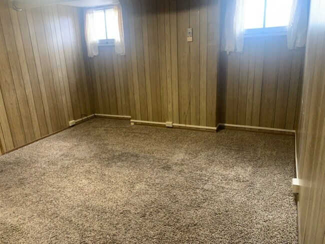 Foto del edificio - 512 E University Ave