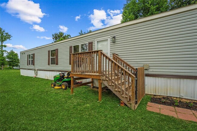 Building Photo - 863 Rd 5252