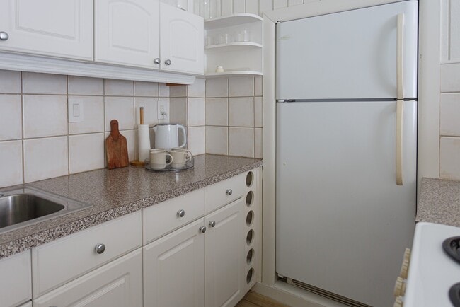 Foto del edificio - 796 Glenridge Rd
