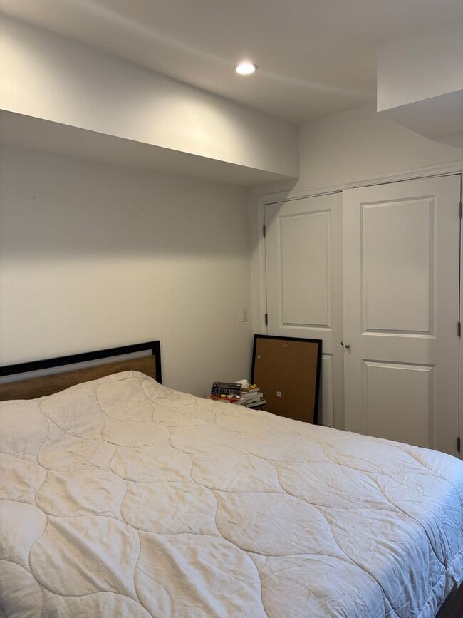 Photo - 737 S 4th St Apartment