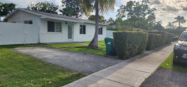 Building Photo - 11460 SW 196th Terrace