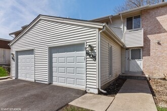 Building Photo - 605 Hughes Pl