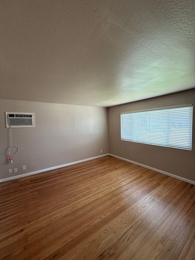 Foto del edificio - Updated interior