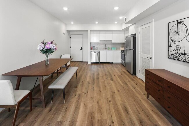 Building Photo - 2783 Francis Ave