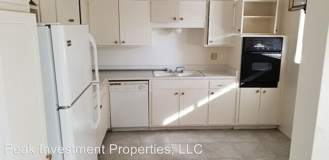 Foto del edificio - 820 E Maryland Ave