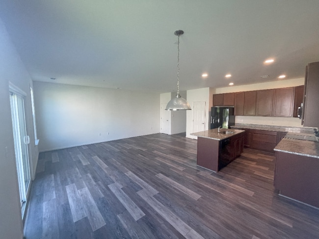 Foto del edificio - 273 Thompson Ave