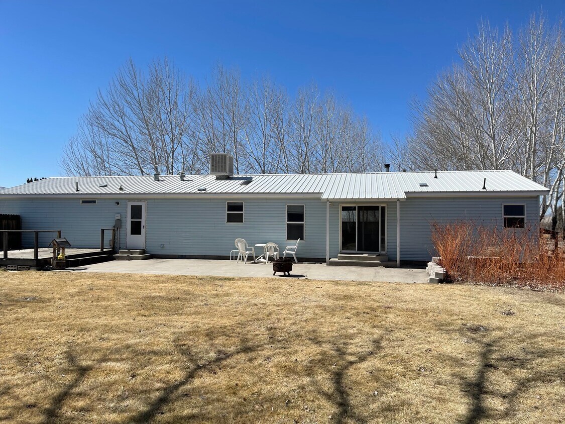 8355 Ryan Blvd, Winnemucca, NV 89445 House Rental in Winnemucca, NV