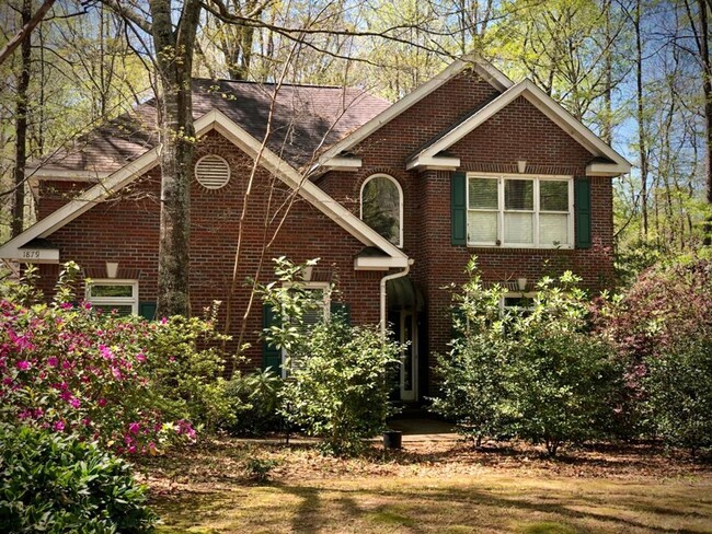 Foto del edificio - Beautiful Home in Asheton Park