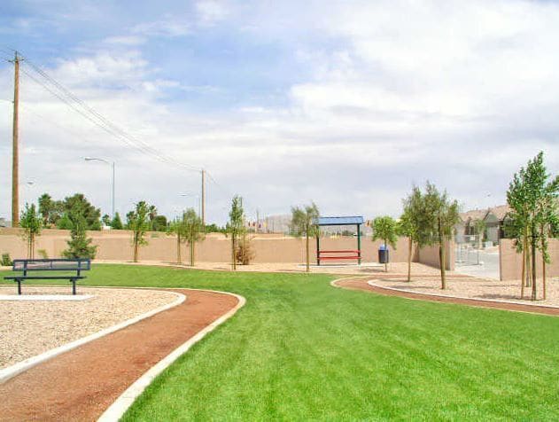 Building Photo - DIAMOND VISTA