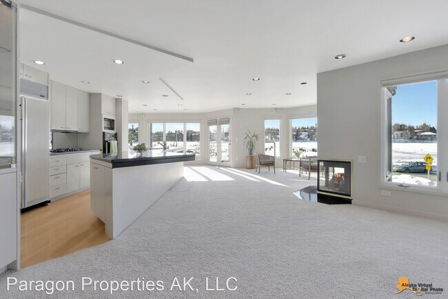 Foto del edificio - 2 br, 2.5 bath House - 1835 W. 15th Avenue