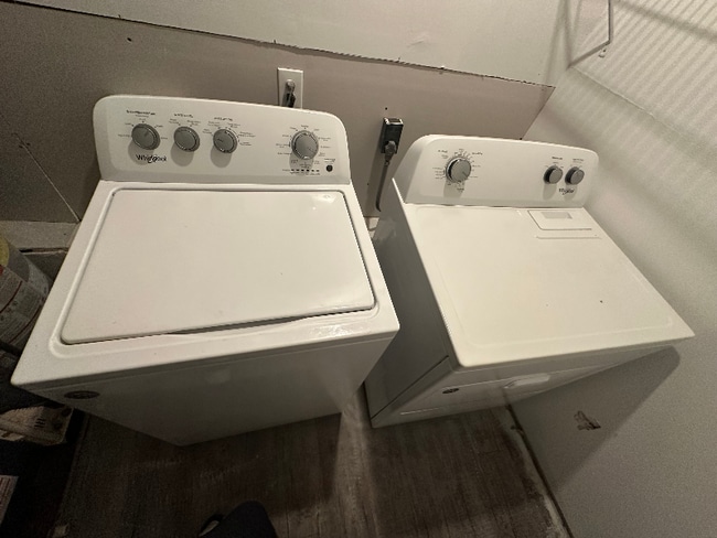 Building Photo - 1234 Decatur