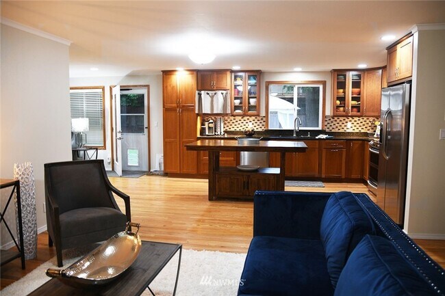 Foto del edificio - Charming home in Sammamish