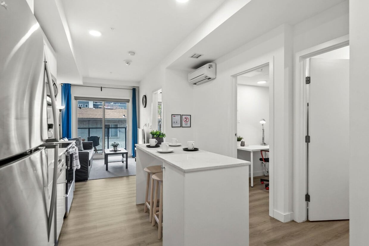 Photo principale - 37-34 4 St NE