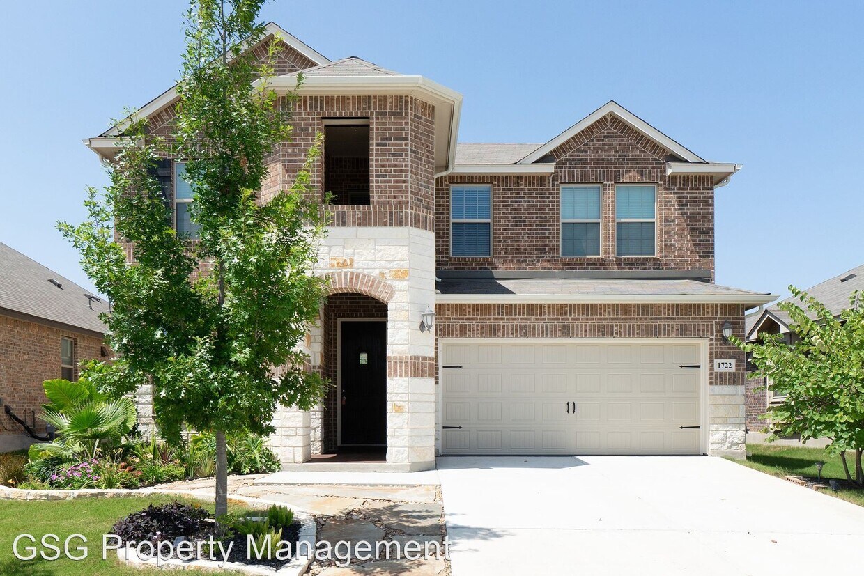 4 br, 2.5 bath House 1722 Ayleth Ave House Rental in San Antonio