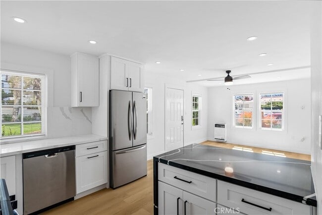 Foto del edificio - 274 Cliff Dr