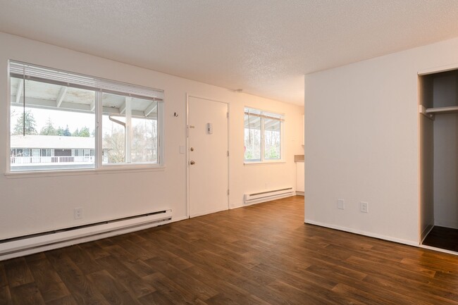 Foto del interior - Lindbrook Apartments: Leasing Specials! Gr...