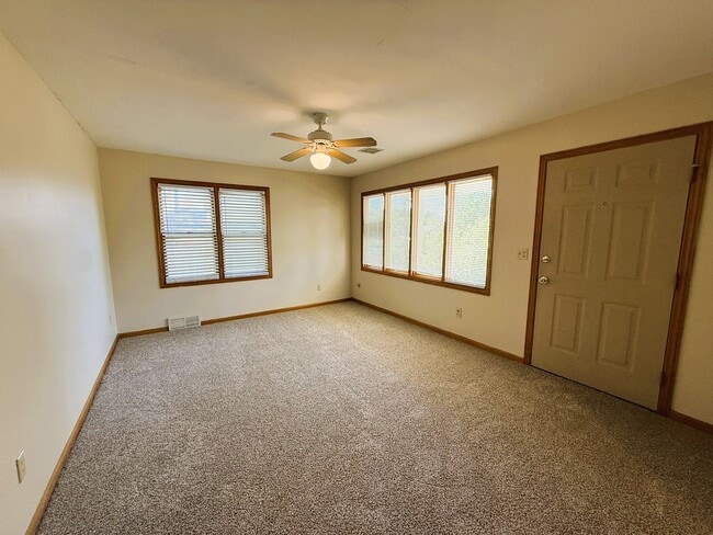 Foto del edificio - 6126 E Gilbert St