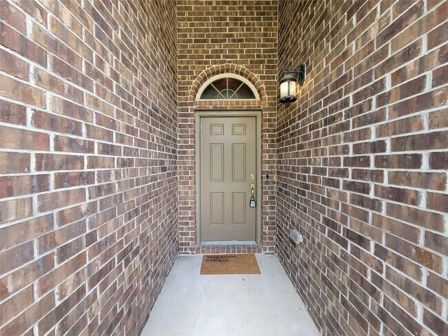 Foto del edificio - "Charming 3-Bed, 2-Bath Retreat in Humble, TX – Your Perfect Home Awaits on Justin Ridge Ln!"