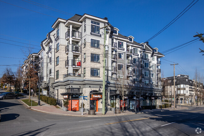 Building Photo - Mackin Park