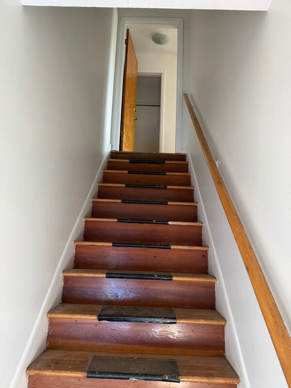 Building Photo - 1120 Kees Rd