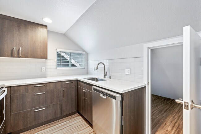 Foto del edificio - 808 NW Market St