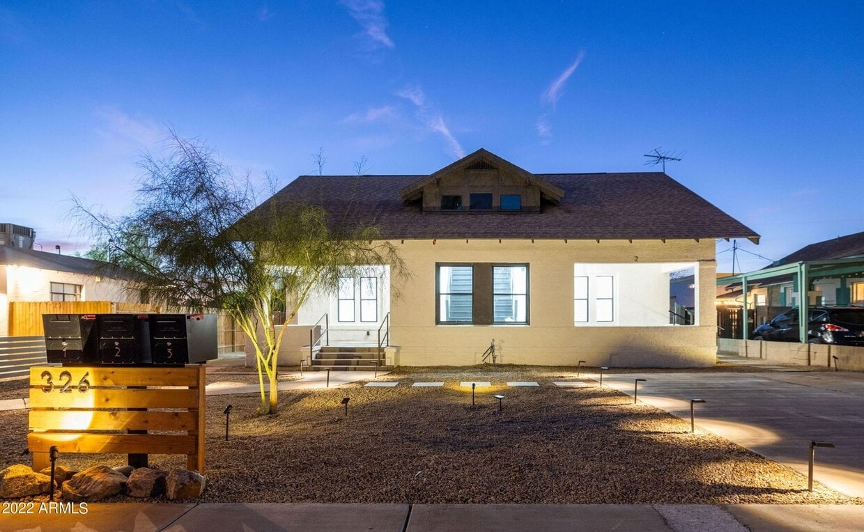 Photo - 326 N 17th Dr LLC