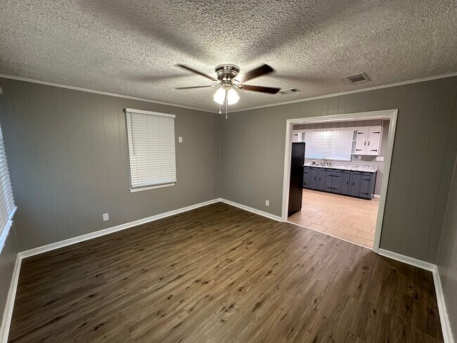 Building Photo - 4519 Wayfarer Dr