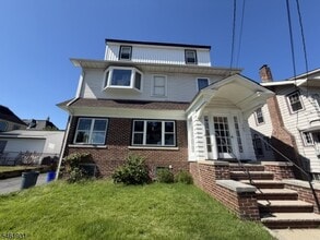 Building Photo - 167 Linden Ave