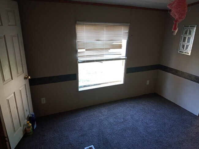 Foto del edificio - 2651 Windy Hill Rd