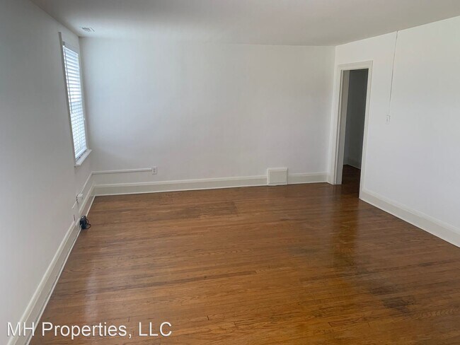 Building Photo - 2721 Conowingo Rd