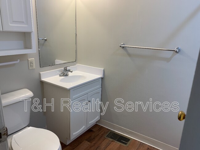 Foto del edificio - 7106 Tina Dr