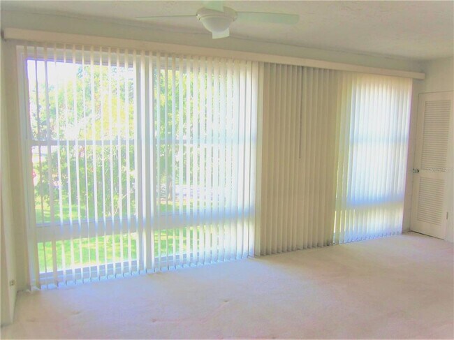 Building Photo - 2430 Brazilia Dr