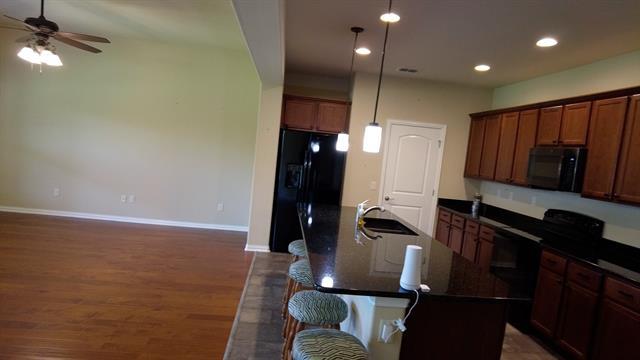 Building Photo - 12509 Travertine Way