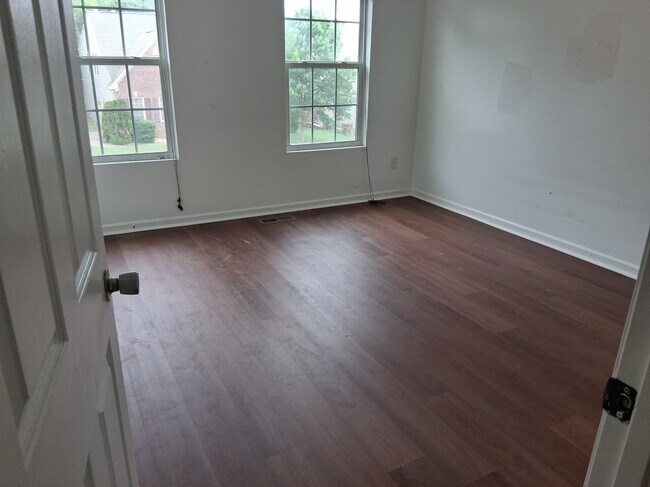 Foto del edificio - 4121 Alicia Ln