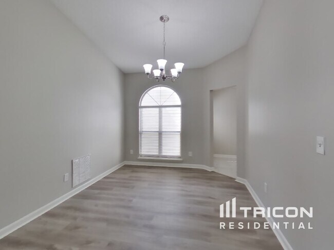 Foto del edificio - 285 Sondra Cove Trail E