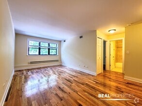 Building Photo - 555 W Arlington Pl