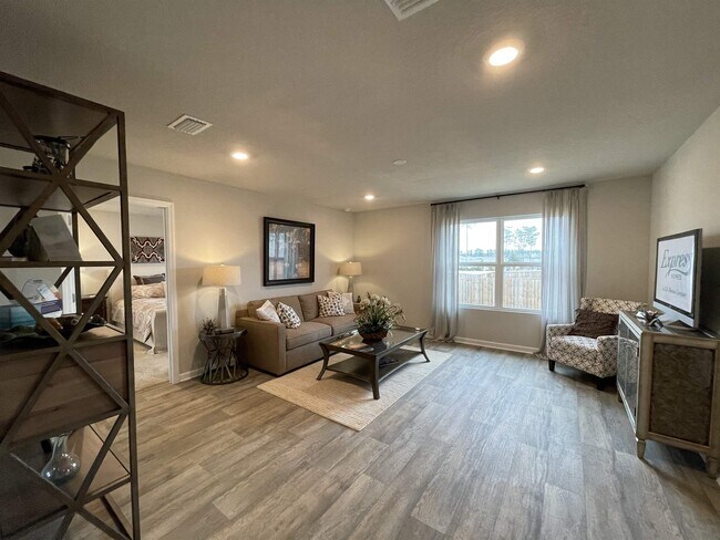 Foto del edificio - 23354 Shadowridge Dr