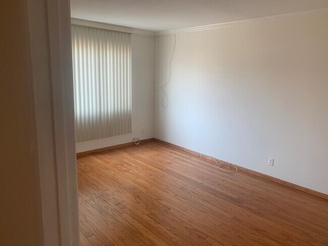 Foto del edificio - 1731 Colby Ave