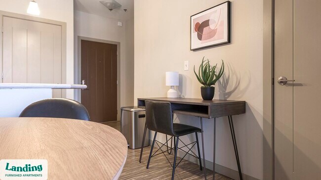 Foto del edificio - 5800 Highlands Plaza Dr